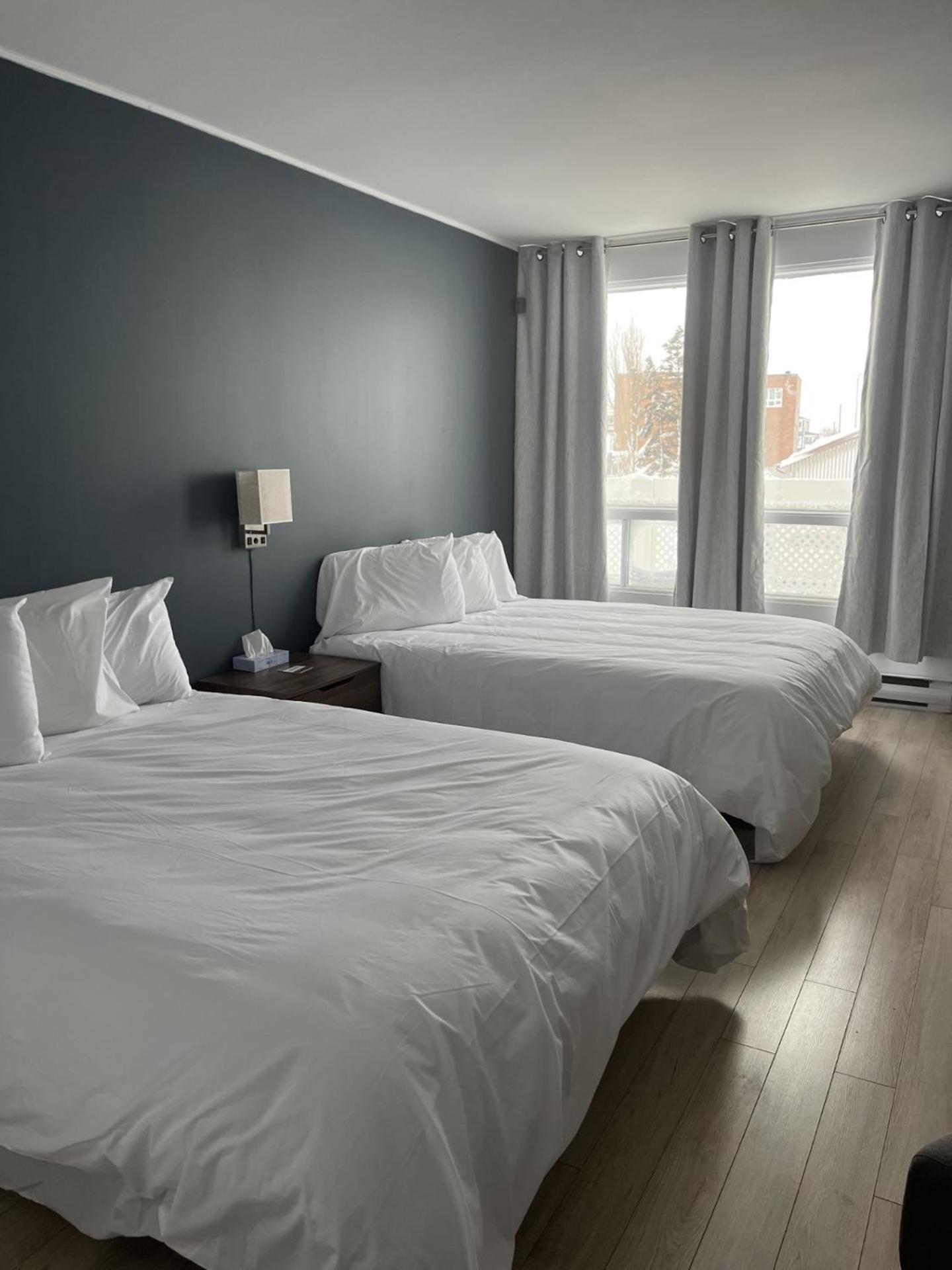 Hotel Normandie Римуски Екстериор снимка