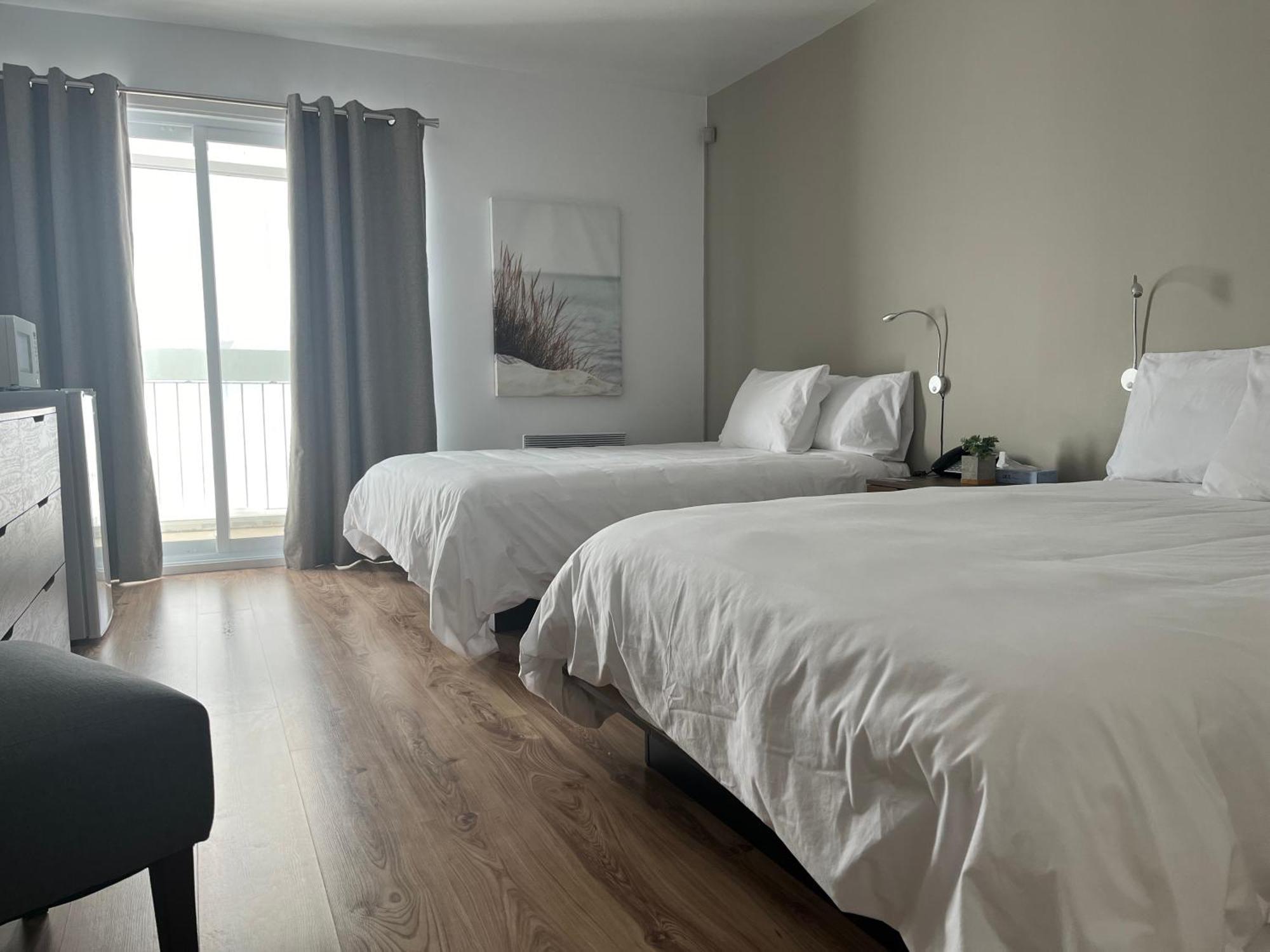 Hotel Normandie Римуски Екстериор снимка